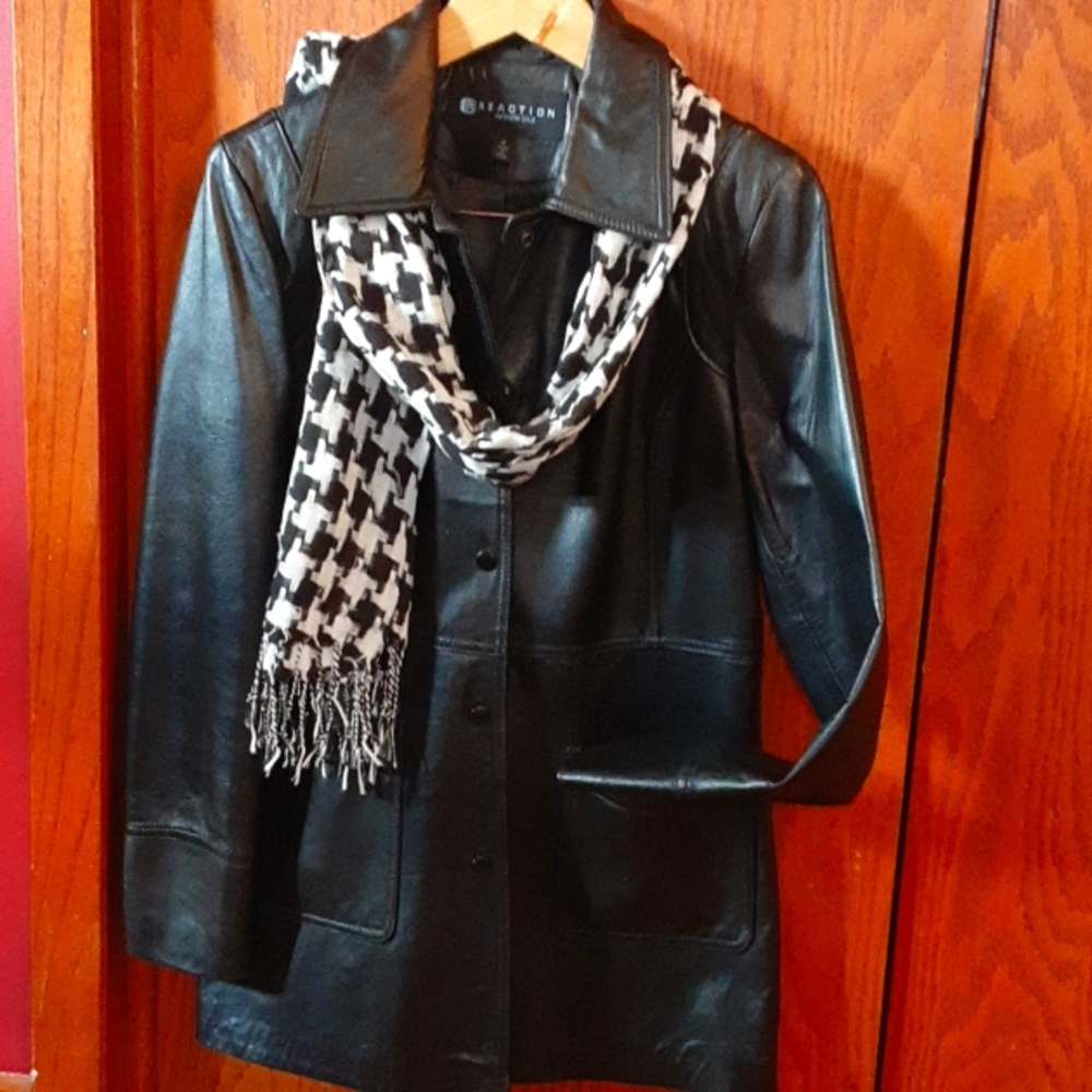 Kenneth Cole Reaction Leather Coat, medium, superb condition!